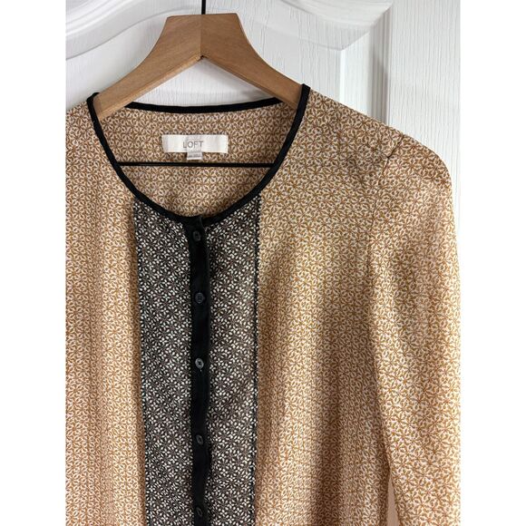 Ann Taylor LOFT Women's Long Sleeve Button Front Blouse Tan Black Print Size XS - Picture 2 of 11